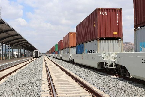 我国发展集装箱铁路运输的重要性